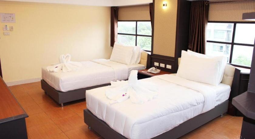 Rest@Ratchada Hotel Bangkok Exterior foto